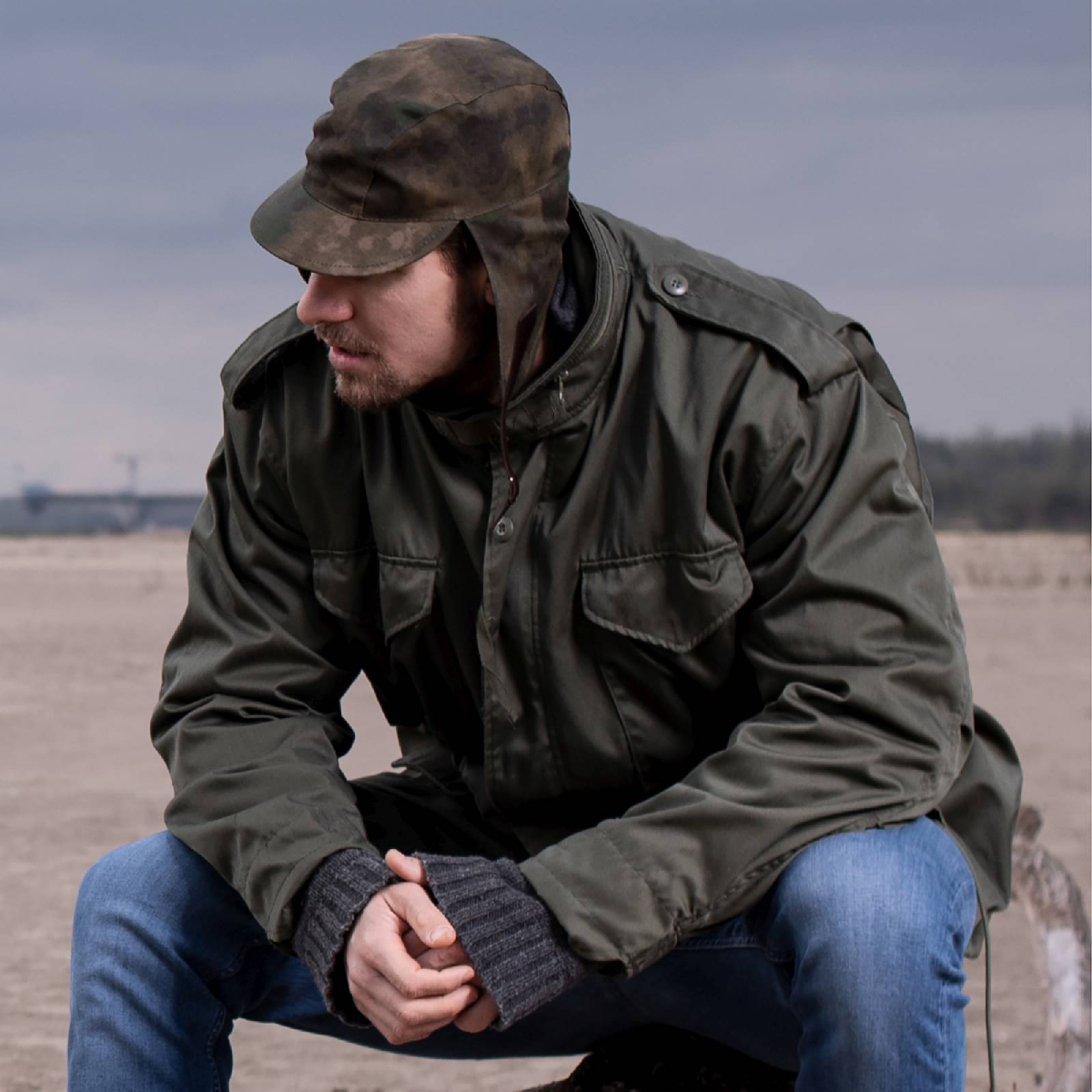 Expedition comfy camo bomber hat made of water resistant waxed